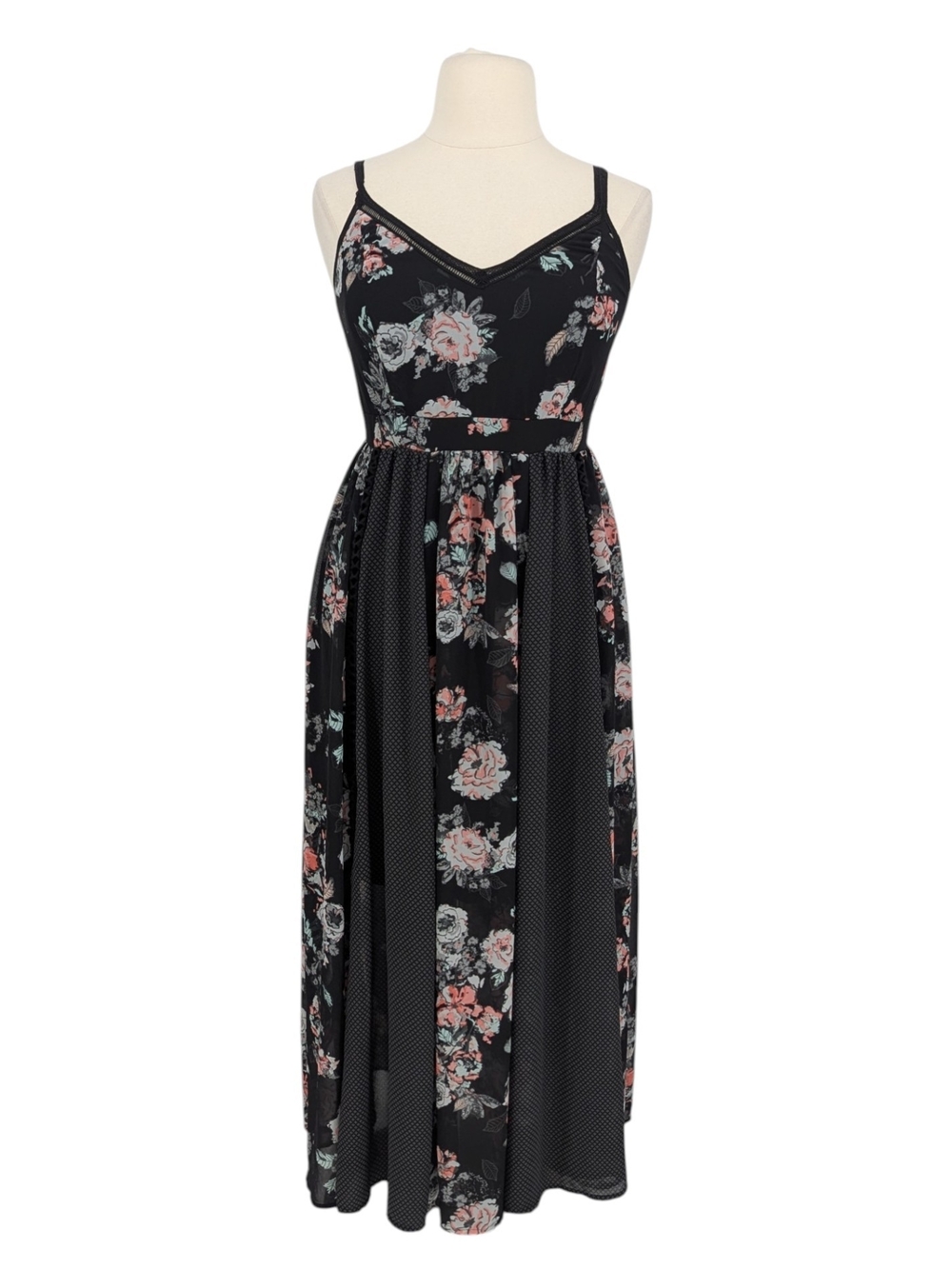 00685 Torrid Floral Mixed Print Maxi Dress Black size 1X bohemian summer party